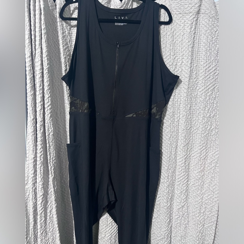 Lane Bryant Black Active LIVI Soft Sleeveless Fitted Jumpsuit NWT Size 22/24 - Picture 5 of 8